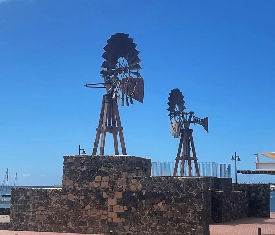 Wine Tours Lanzarote-卡门港必去景点