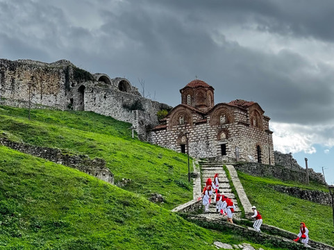 Show Me Albania-地拉那必去景点