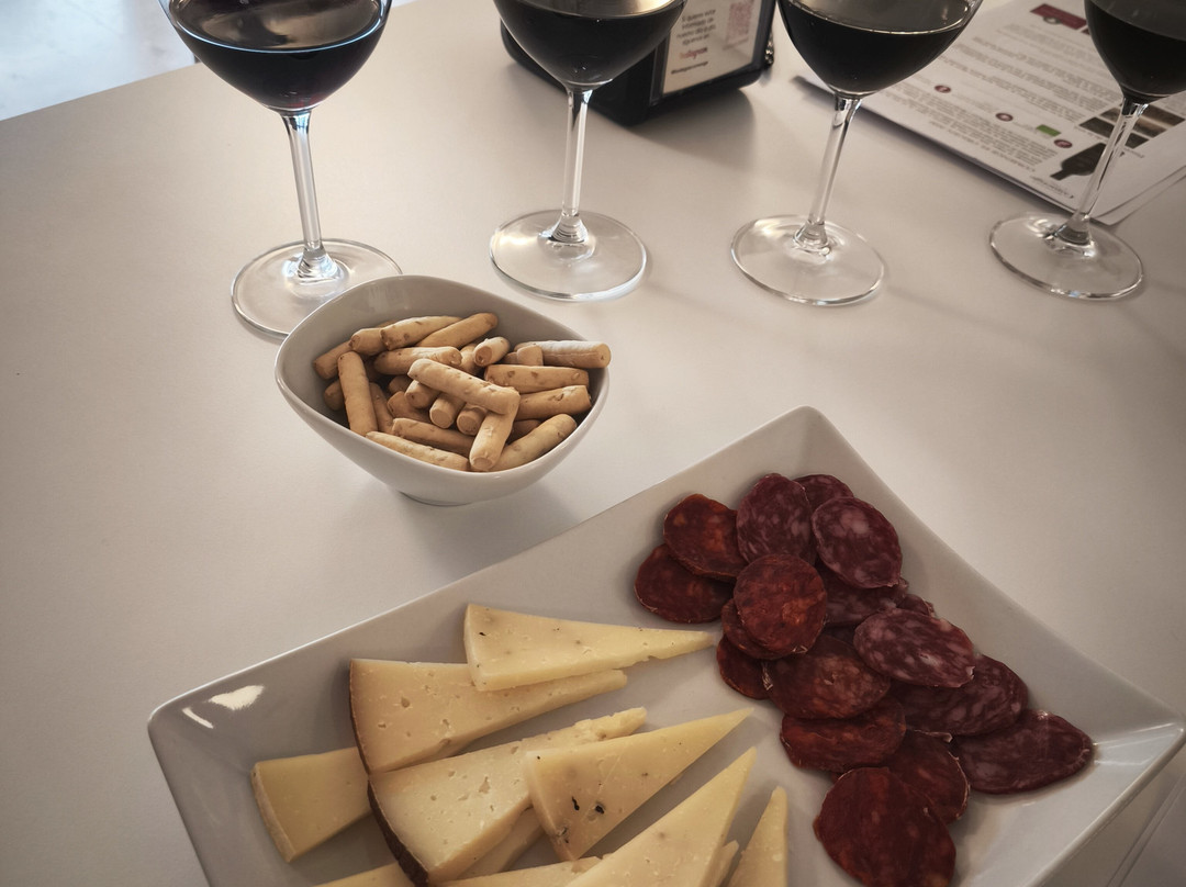 Bodegas Comenge-Curiel de Duero必去景点