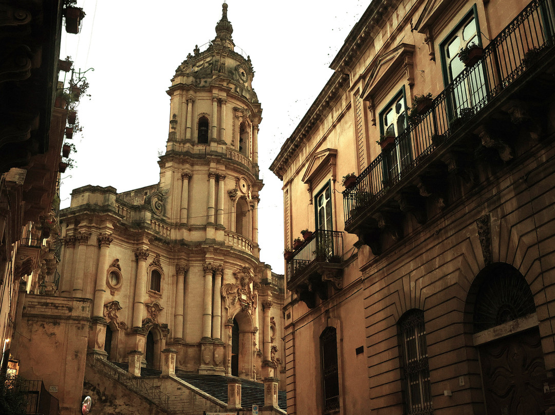 Chiesa di San Giorgio-莫迪卡必去景点