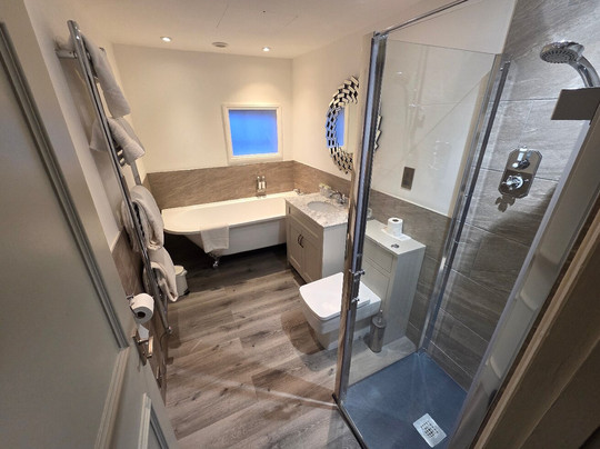 Christopher Hotel主图