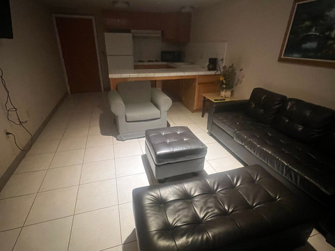 弗雷斯诺花园旅馆套房酒店主图