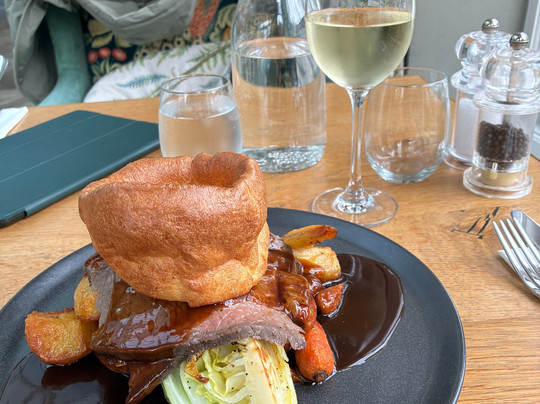 Royal Wells Hotel主图