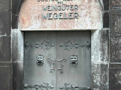 Mittelalterlicher Marktplatz-贝恩卡斯特尔－屈斯必去景点