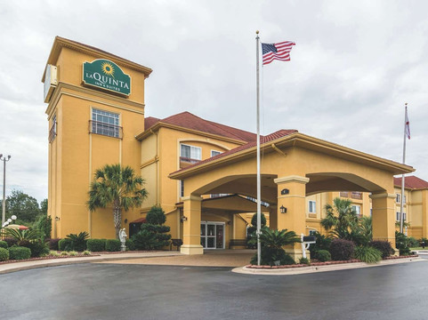 普拉特维尔拉昆塔温德姆套房酒店主图