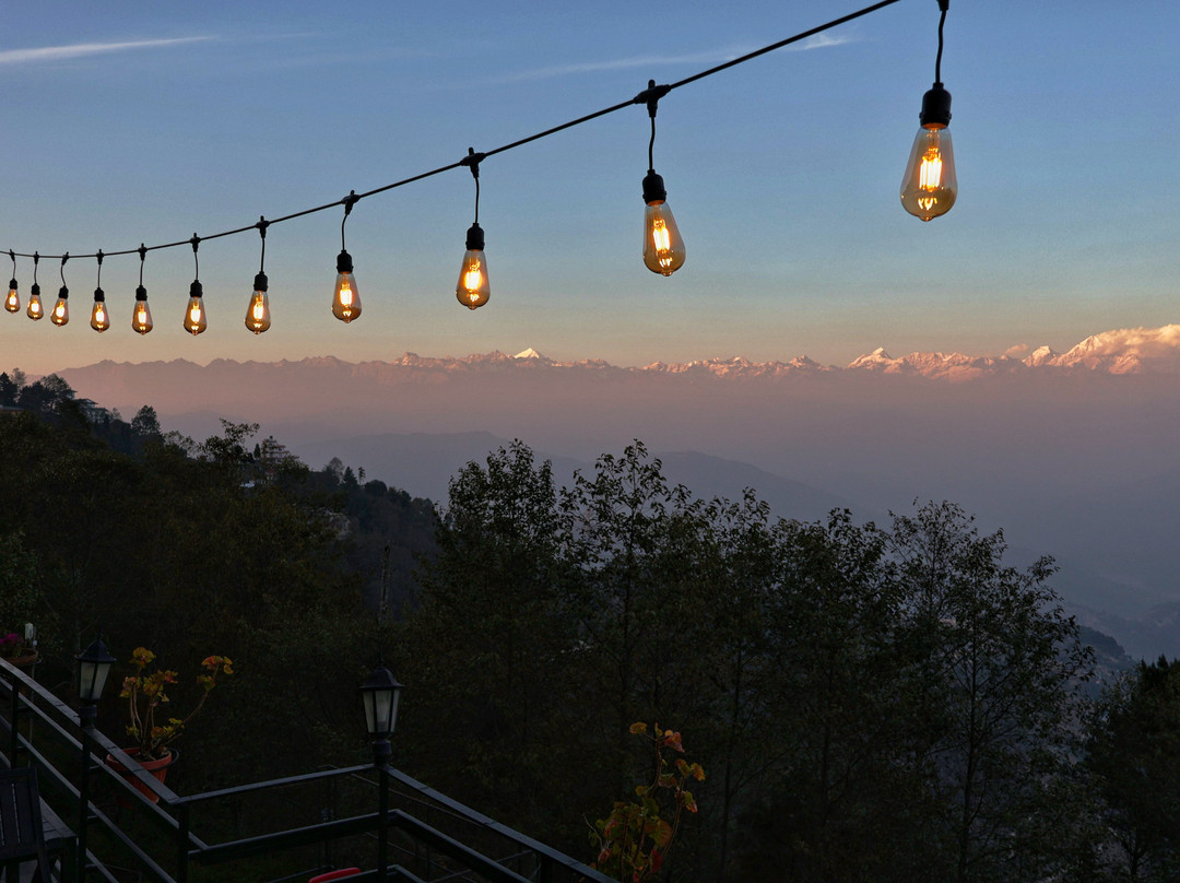 绿色山谷酒店主图