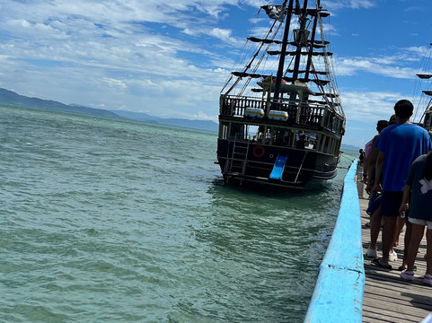 Passeio de Escuna Capitao Gancho Martin-Canasvieiras必去景点