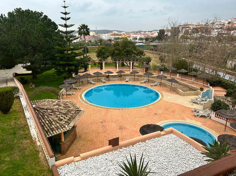 摩尔山酒店主图