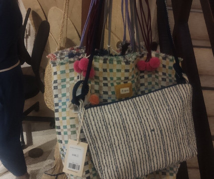 Her Works Vientiane Flagship Store-万象必去景点