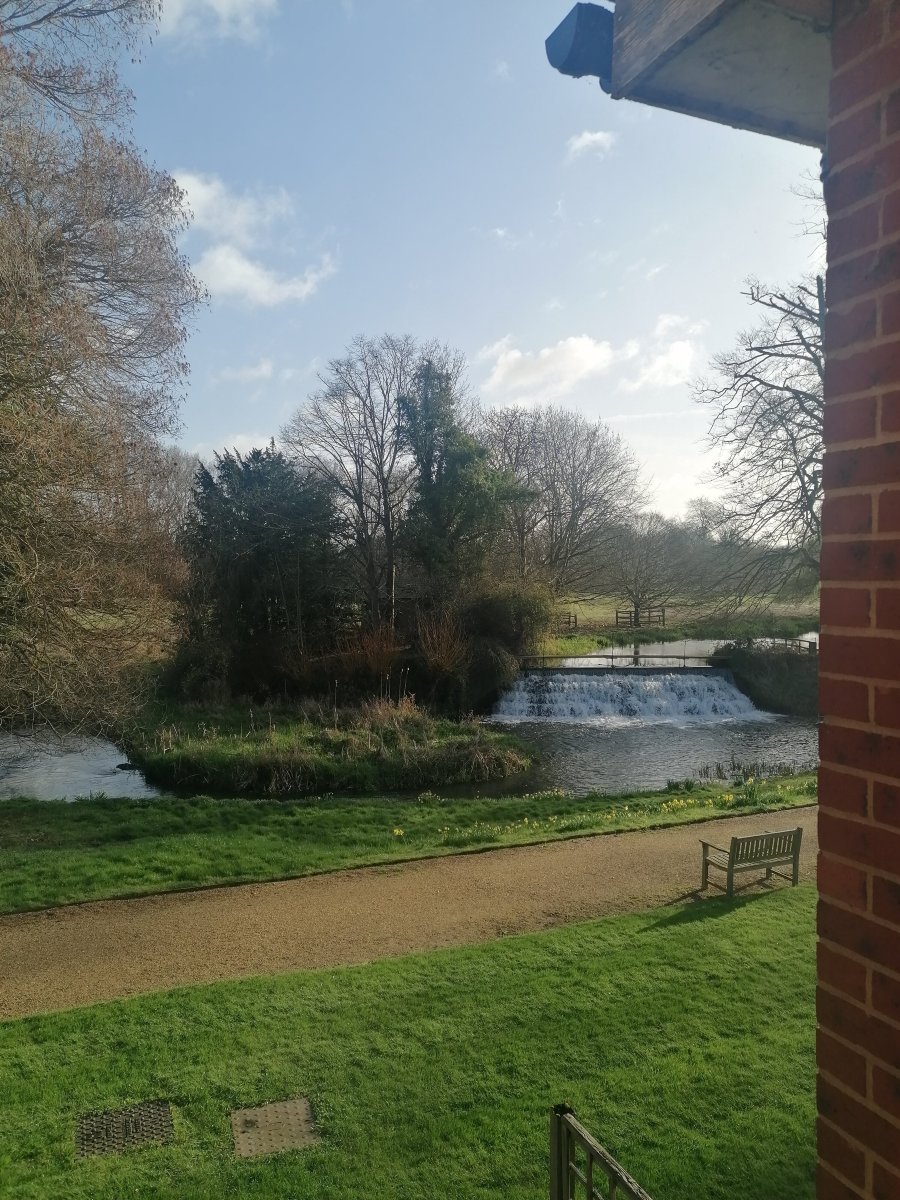 钱普尼斯亨洛酒店-官方