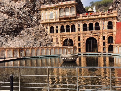 Monkey Temple-斋蒲尔必去景点