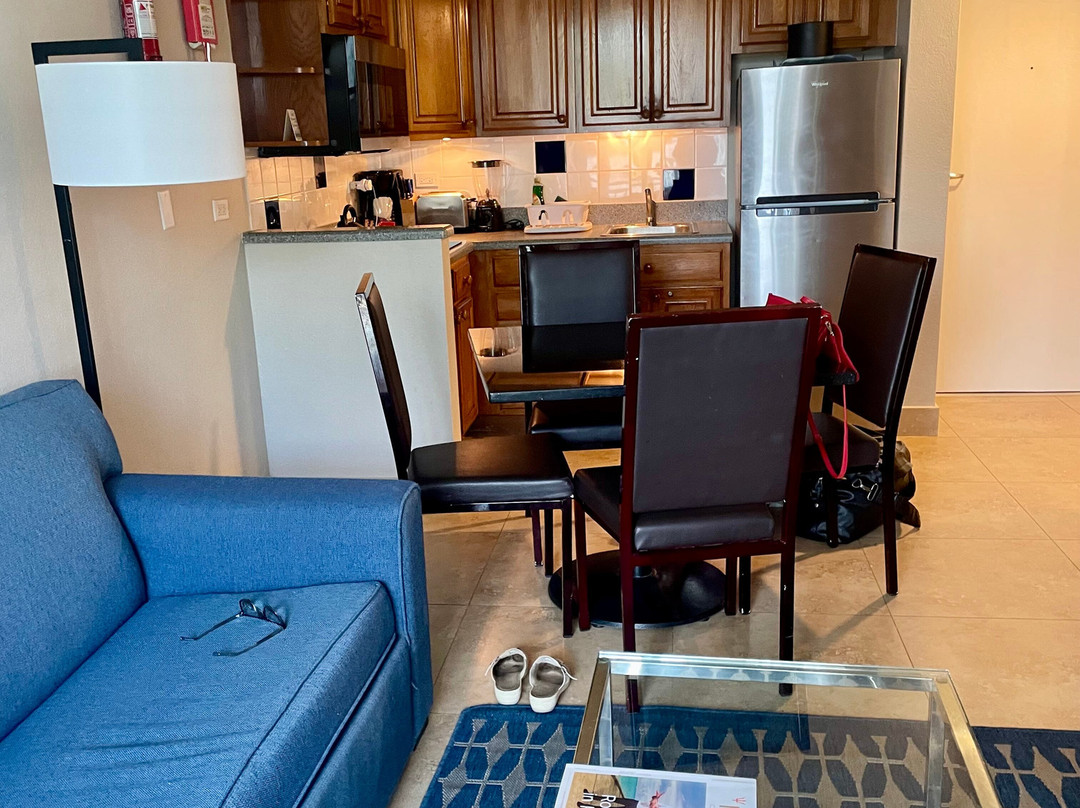 迪维南风海滩度假村主图