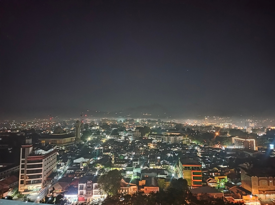 巨港半岛酒店主图
