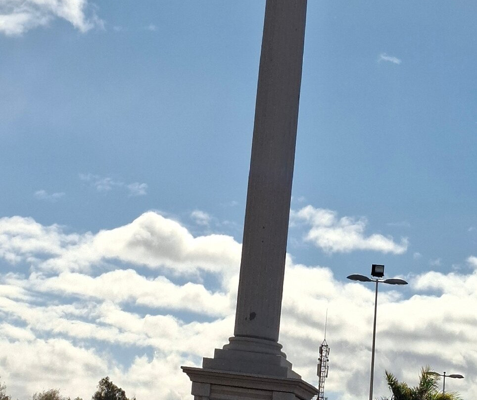 Monumento de Cristobal Colon-马斯帕洛马斯必去景点