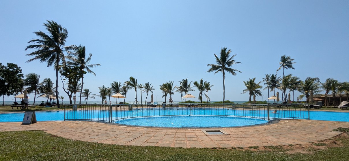 海豚俱乐部酒店-泳池