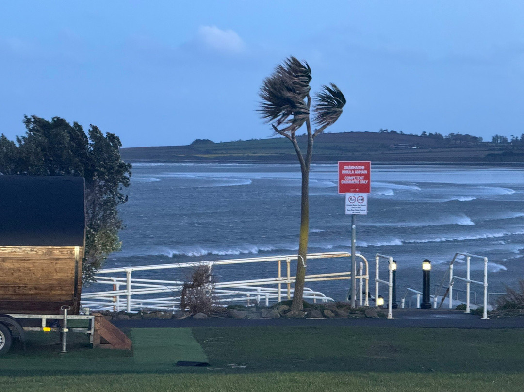Skerries Tourist Walks-斯克列必去景点