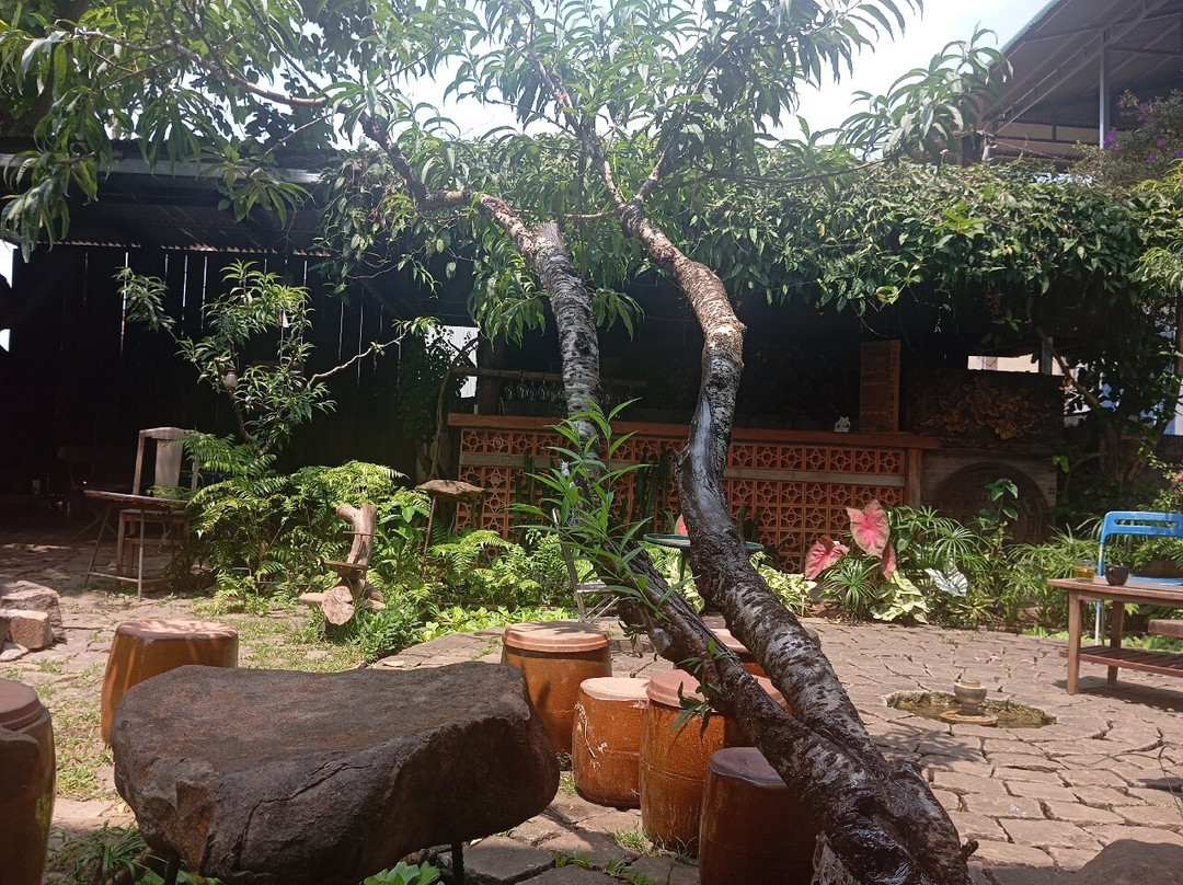 Father House Coffee and Homestay