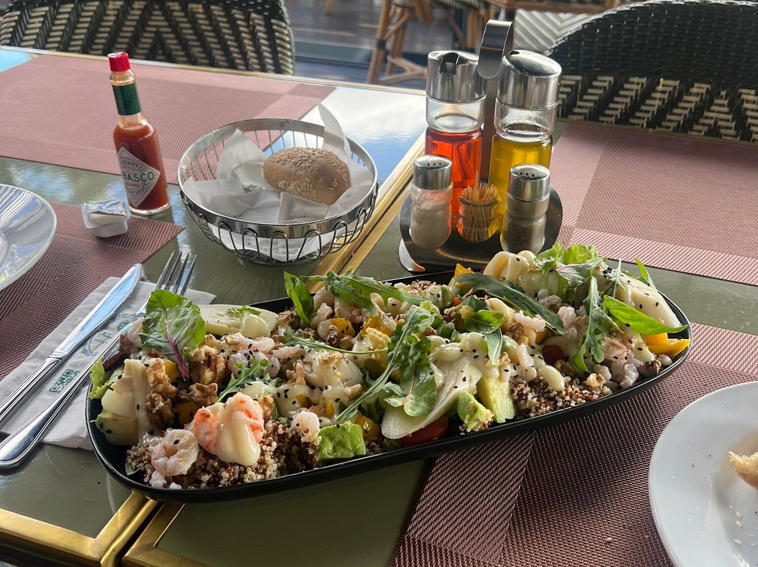 Demoiselle Casablanca