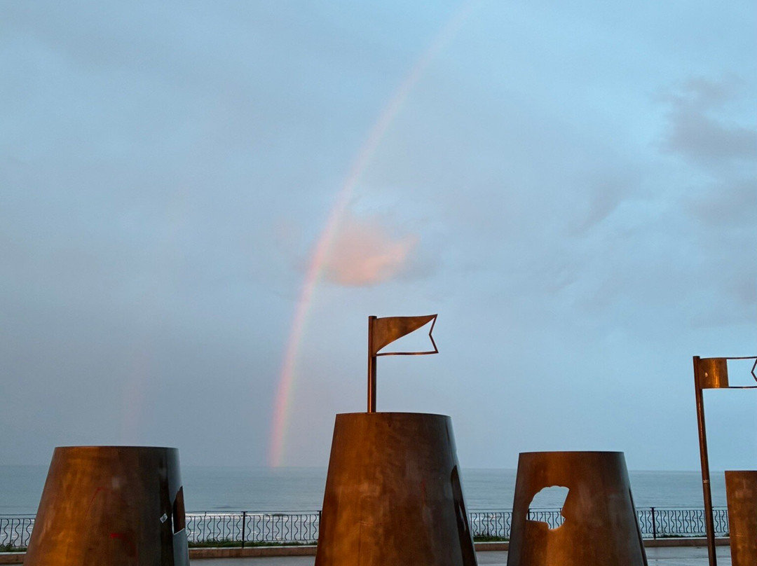 惠特利湾普瑞米尔酒店主图