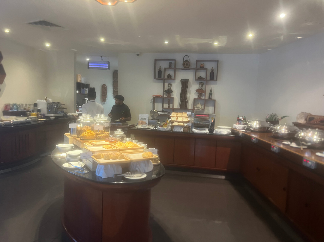 皇冠酒店主图