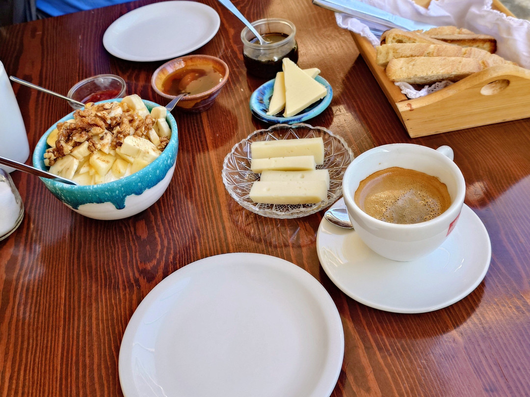 Pachnes Bed and Breakfast主图