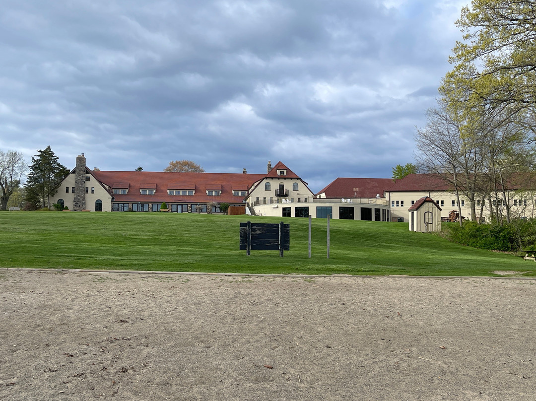 Potawatomi Inn and Cabins主图