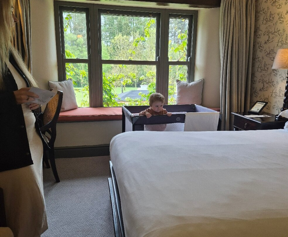 玛克雷丁村布鲁克小屋酒店主图