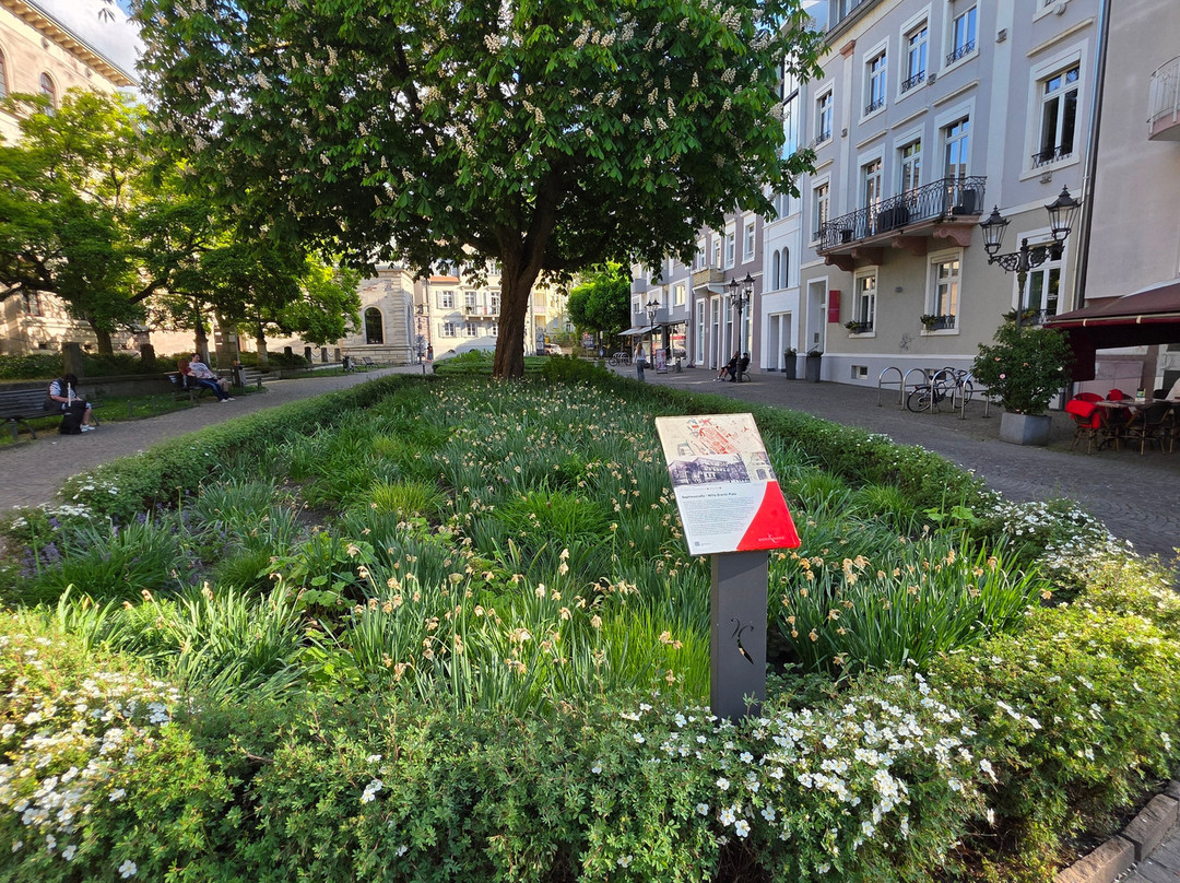 Willy Brandt Platz and Weser Dyke - Havenwelten-不来梅港必去景点