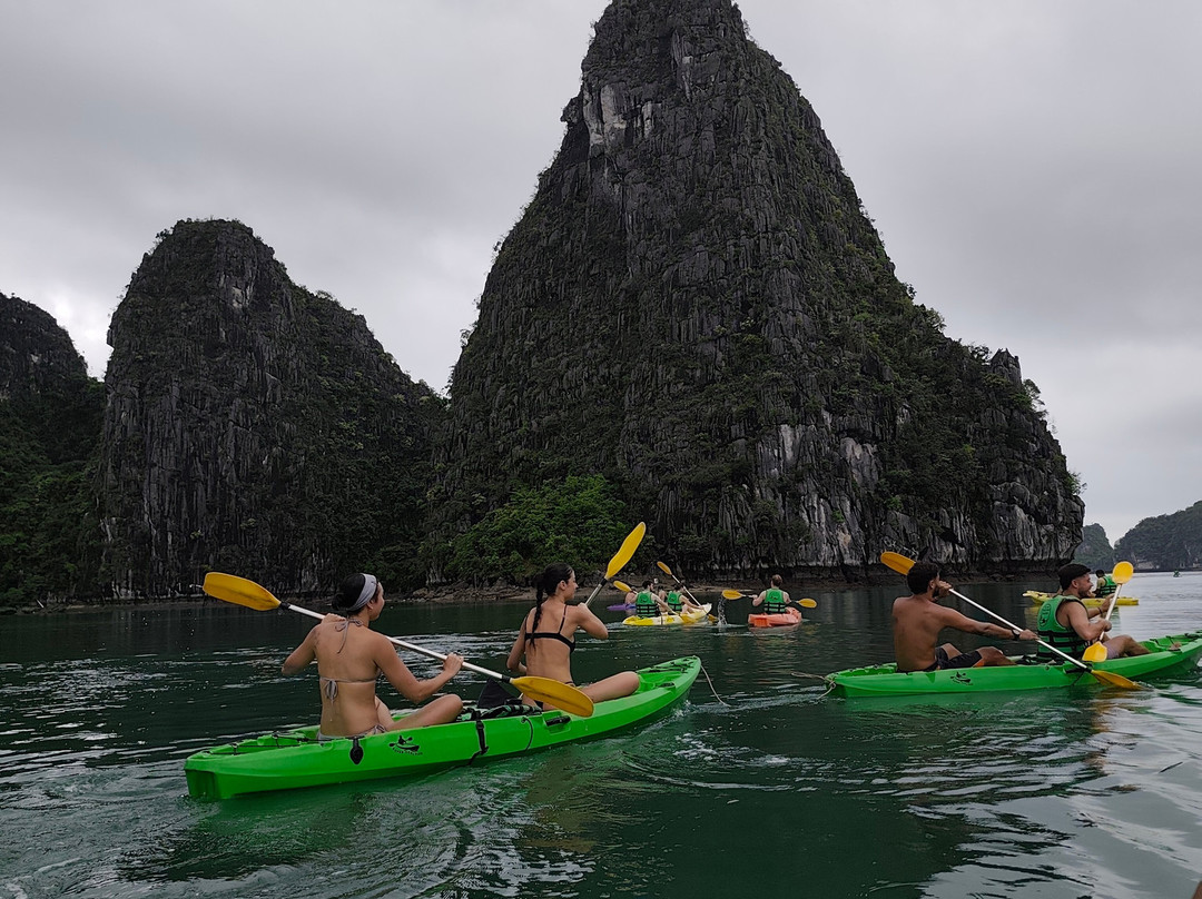 Cat Ba Green Trail Travel-Cat Ba Town必去景点