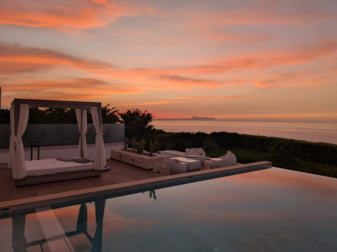 Oneiric Exclusive Villas