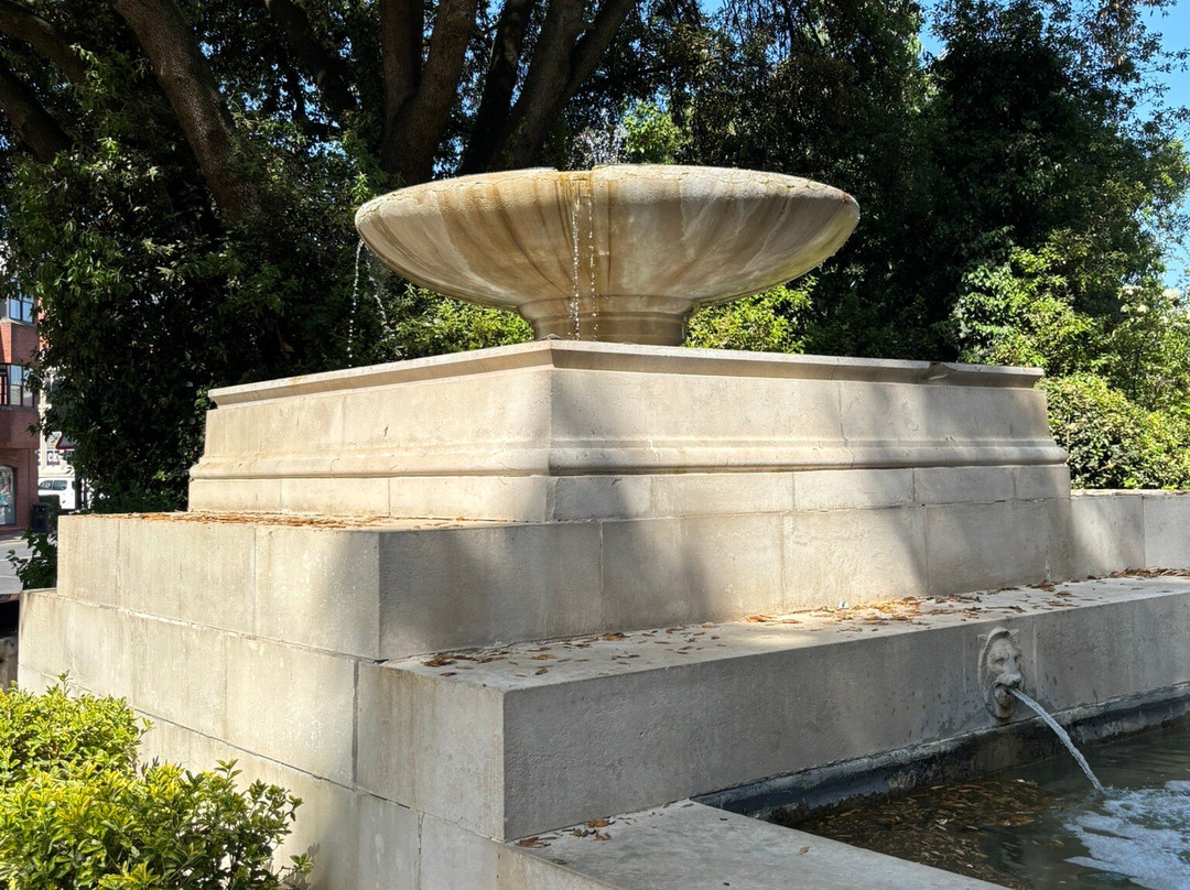King George V Memorial-温莎必去景点