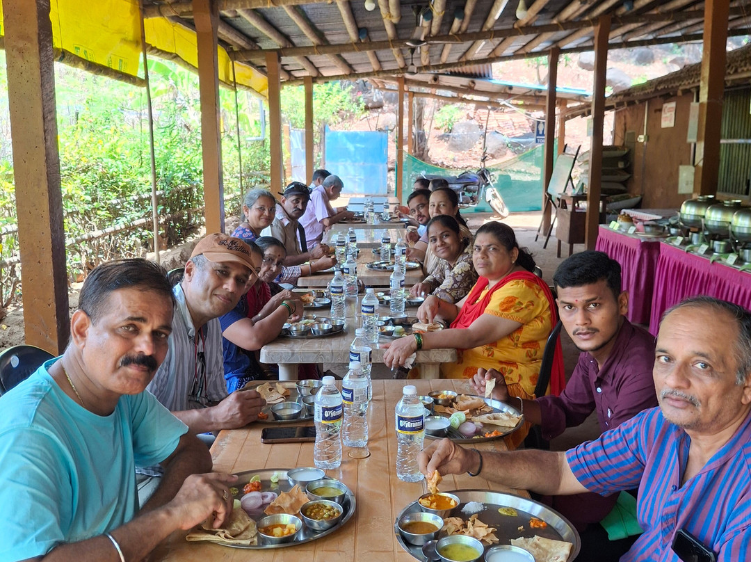 Raigad District餐馆和美食-Ashokvan Pure Veg