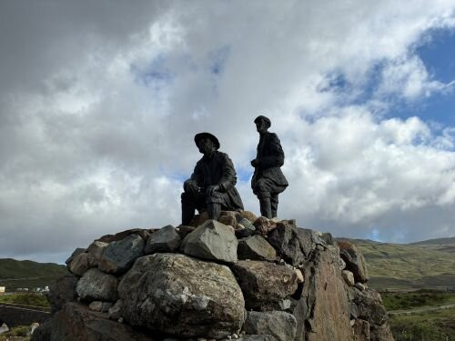 Collie and MacKenzie Statue
