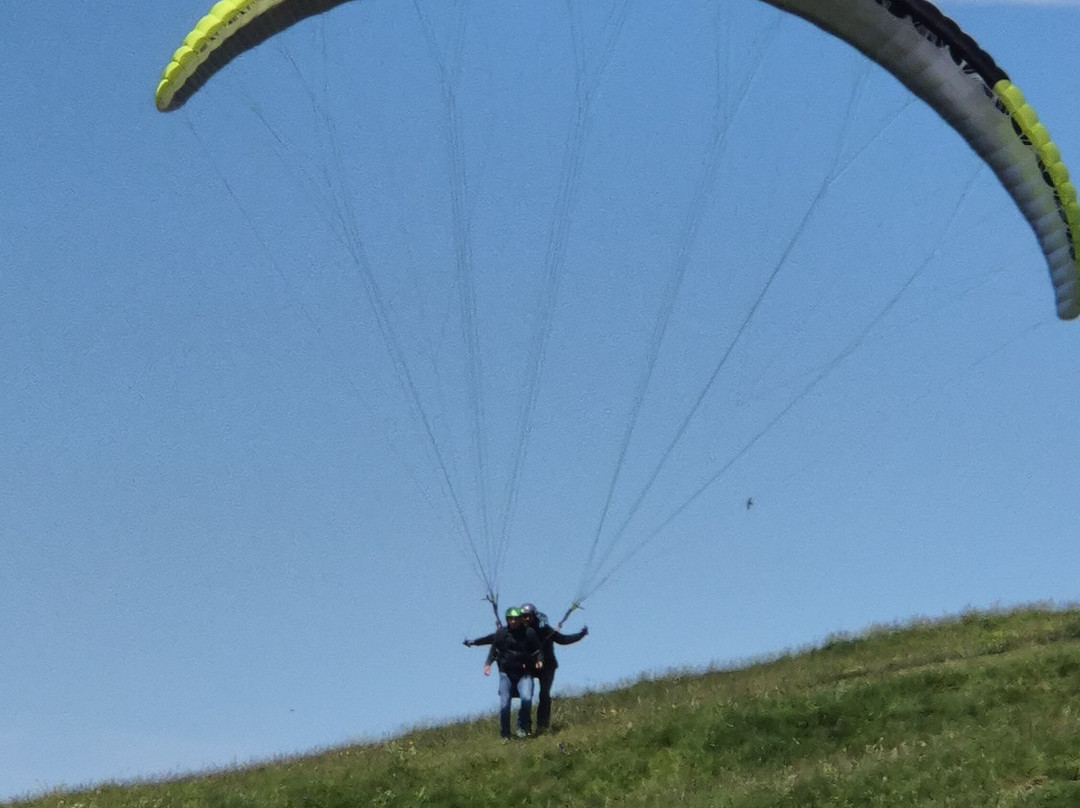 Absolu Parapente-Orcines必去景点