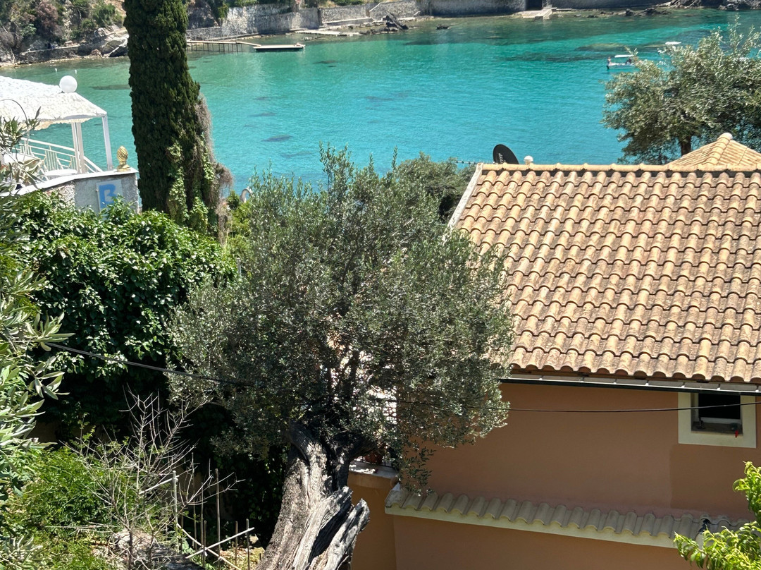 Paleokastritsa Beach-Paleokastritsa必去景点