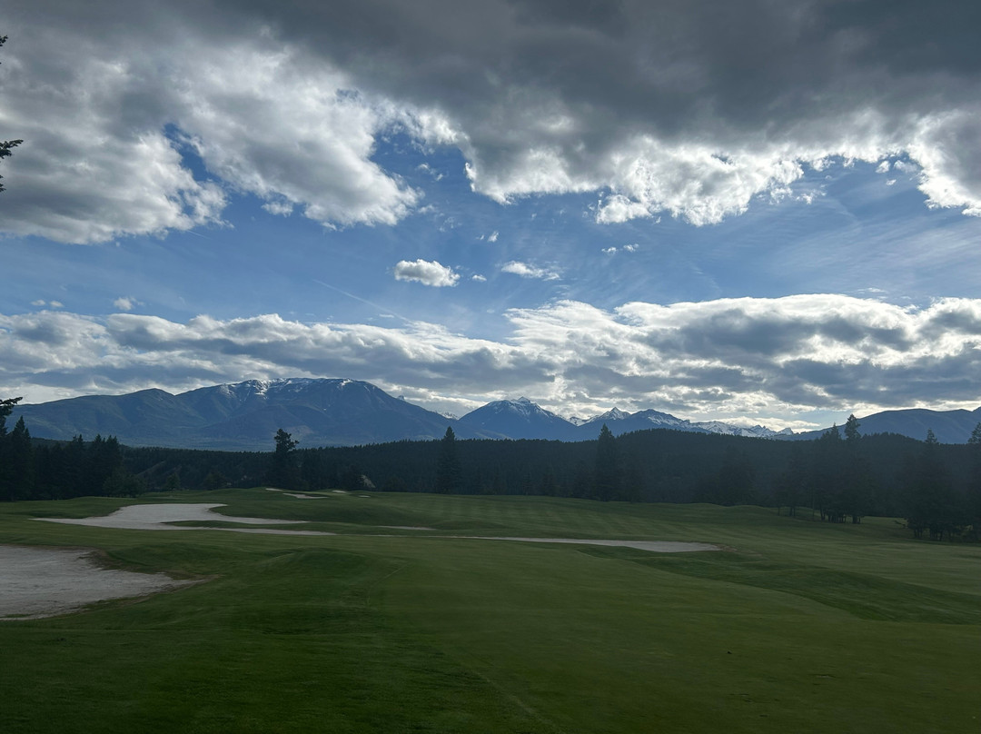 The Springs Course And Elevation Dining Restaurant-Radium Hot Springs必去景点