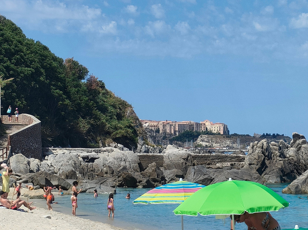 Spiaggia Michelino-Parghelia必去景点