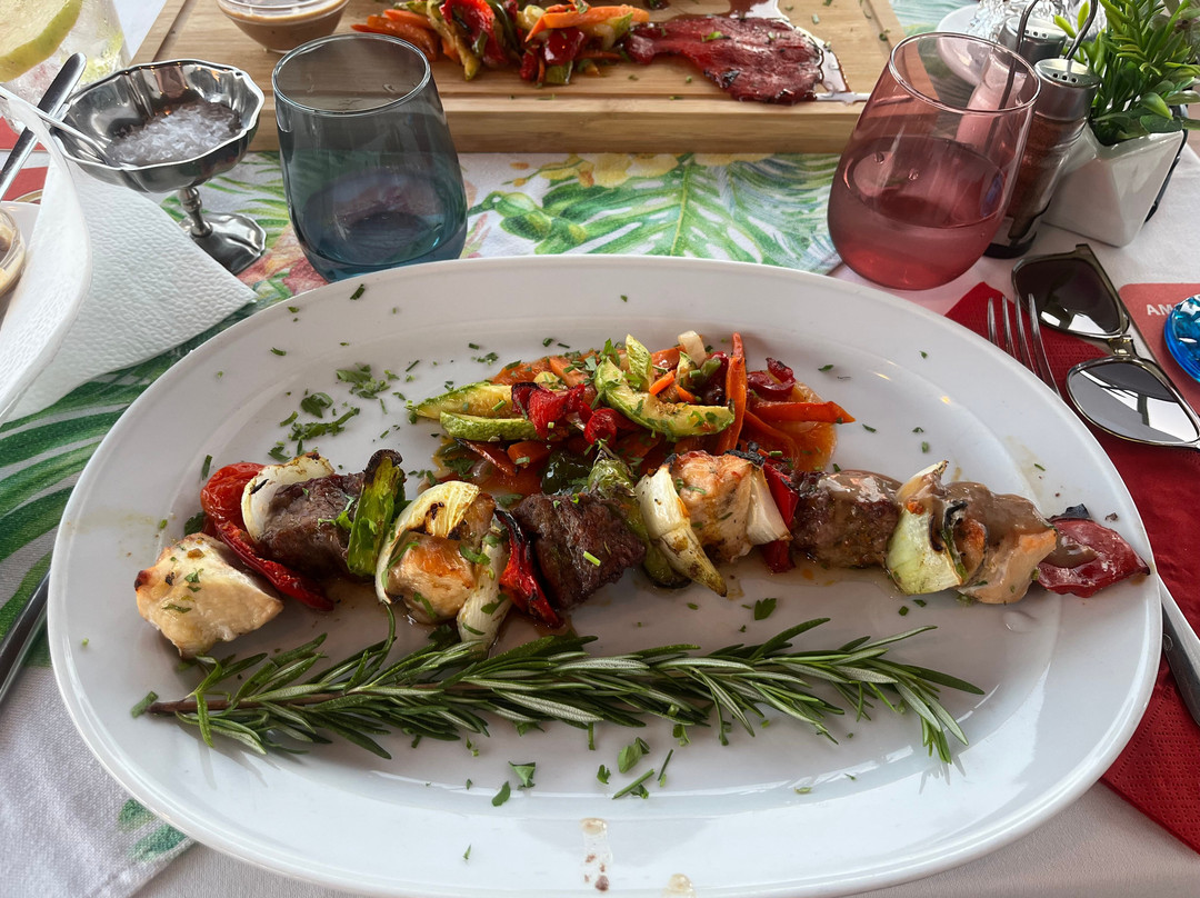 Los Veleros Restaurant