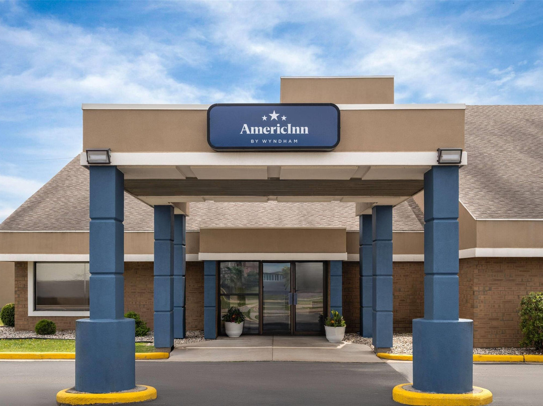 Marshfield酒店住宿-AmericInn by Wyndham Marshfield