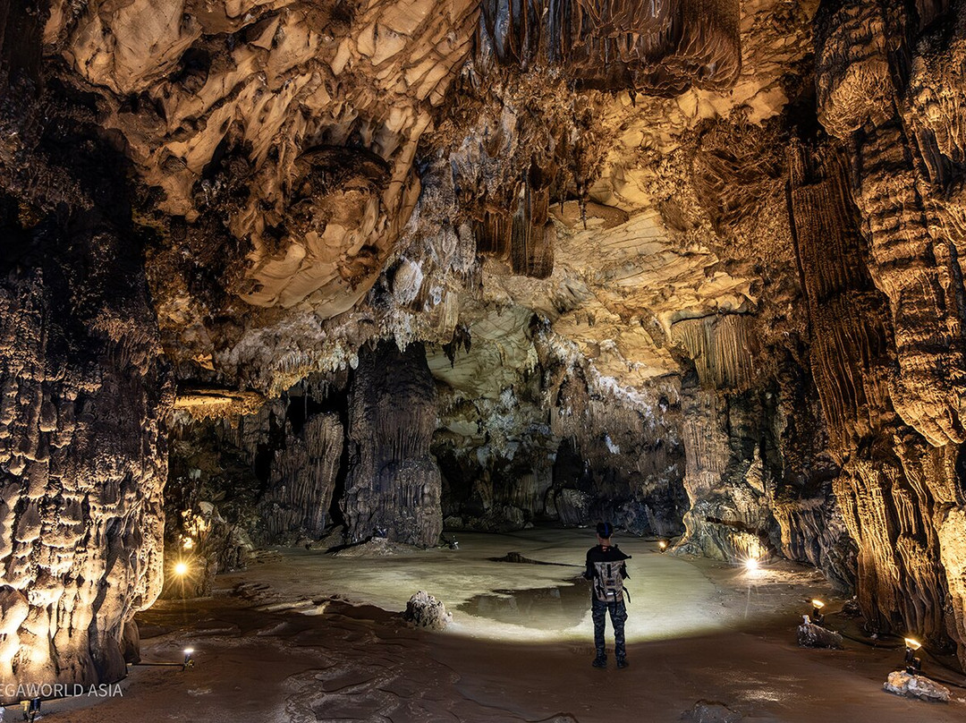 Tham Loup & Tham Hoi Caves-旺阳必去景点
