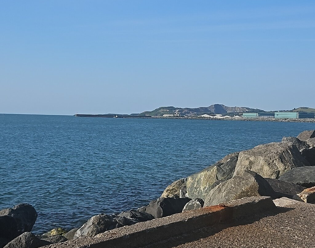 阿克洛湾酒店主图