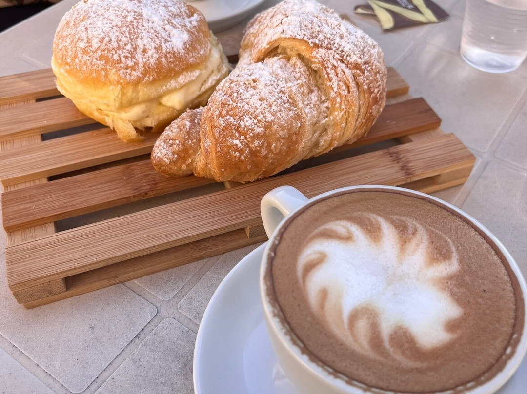Caffetteria CIVICO69-Zungri必去景点