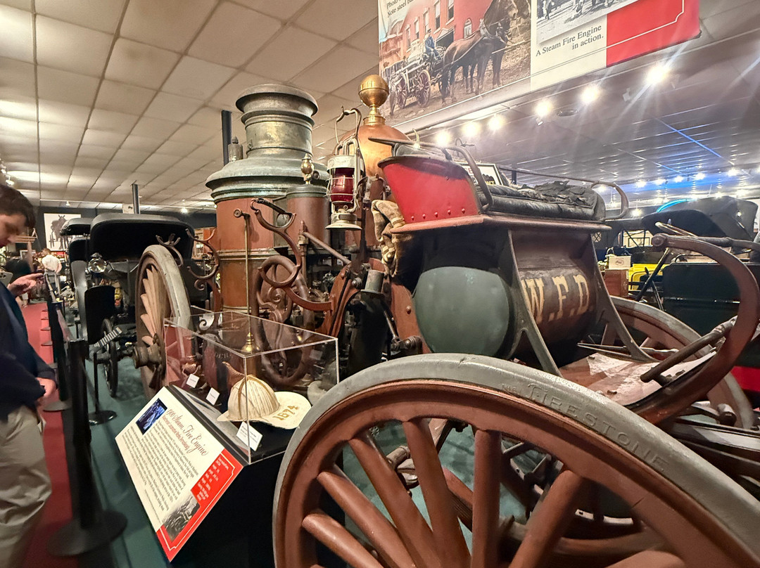 The Car and Carriage Caravan Museum-卢雷必去景点