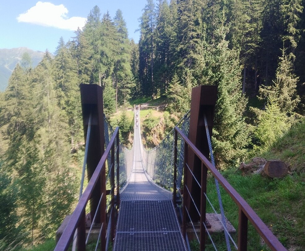 Ponte Tibetano-Male必去景点