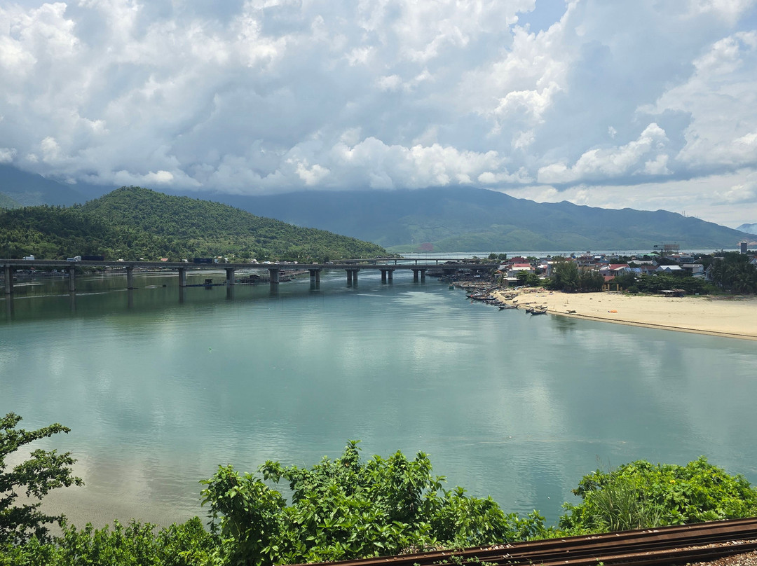 Hai Van Pass Riders-顺化必去景点