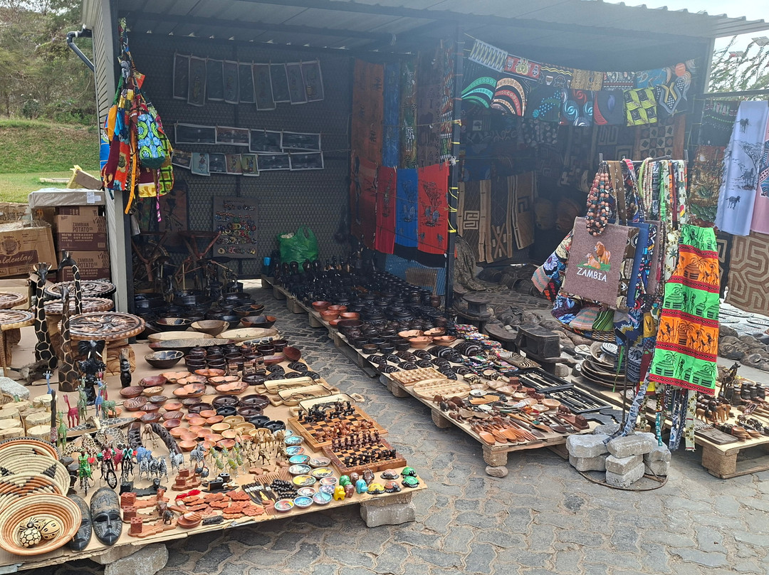 Pakati Sunday Market-卢萨卡必去景点