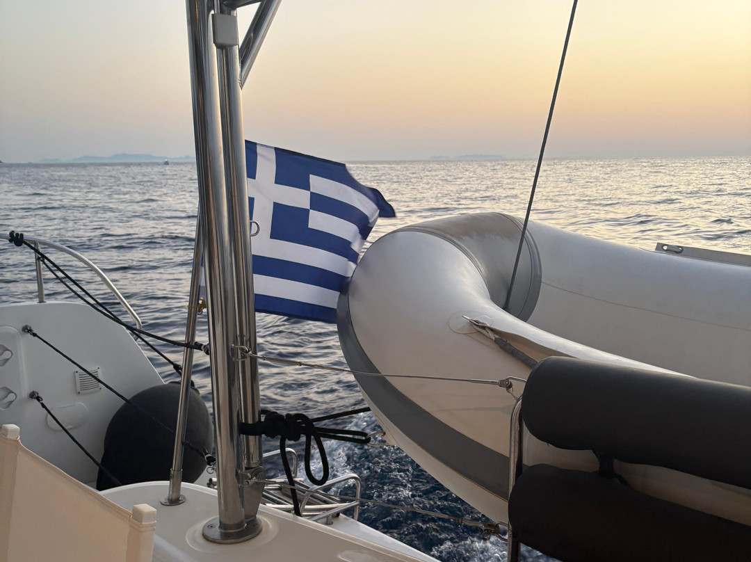 Luxury Sailing Catamaran Half Day Cruises in Naousa Bay-Naousa必去景点