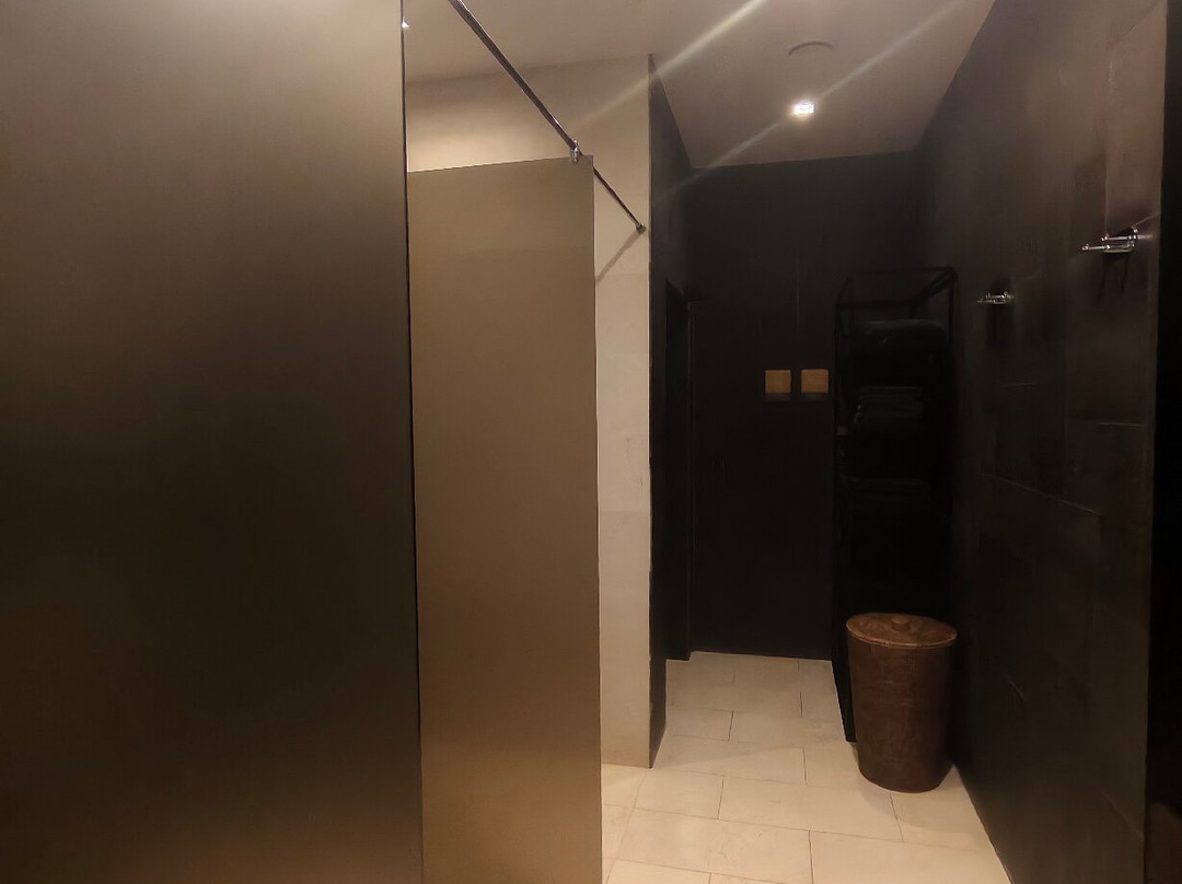 水晶之家套房SPA酒店主图