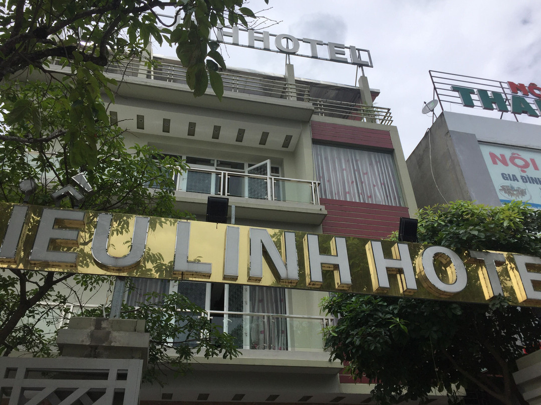 侨灵酒店主图