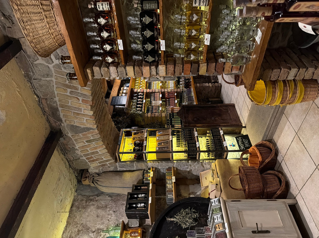 Aura Distillery-Buzet必去景点